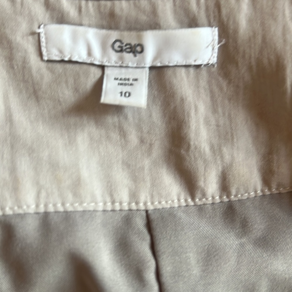 GAP Pleated Dress - Picture 2 of 5